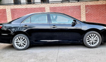 Toyota Camry Hybrid full