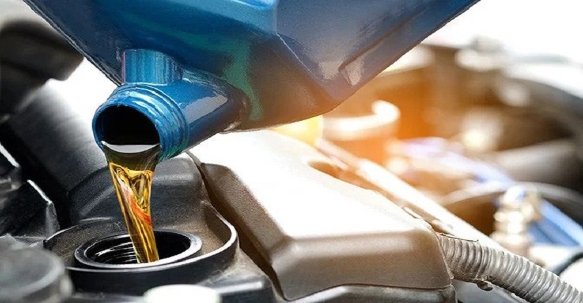 HOW TO CHOOSE THE BEST ENGINE OIL FOR YOUR VEHICLE
