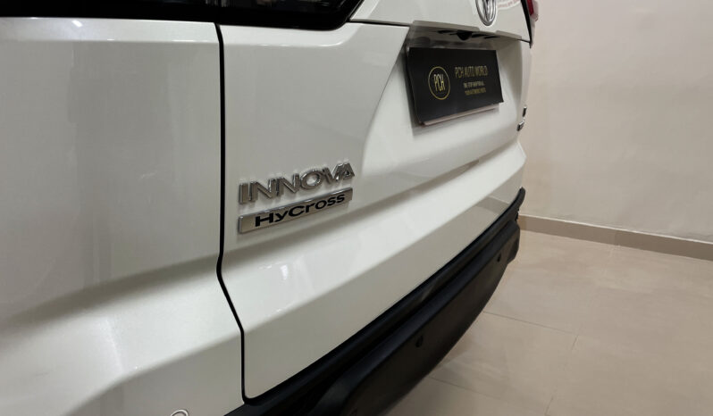 Toyota Innova Hycross ZX Strong Hybrid full