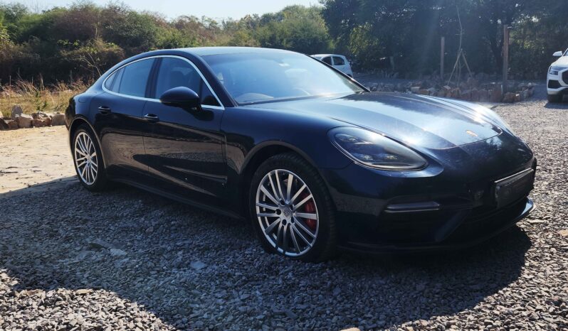 Porsche Panamera Turbo full