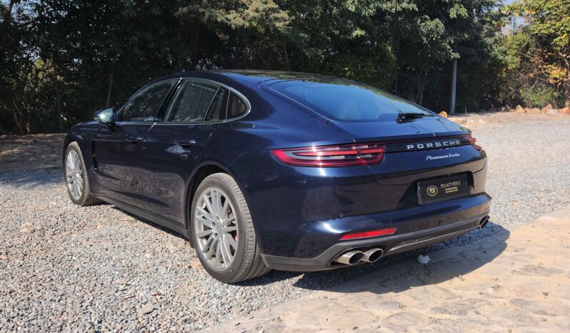 Porsche Panamera Turbo full