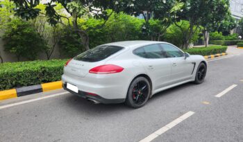 Porsche Panamera V6 Diesel full