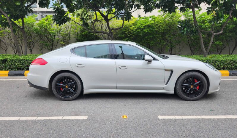 Porsche Panamera V6 Diesel full