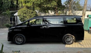 Toyota Vellfire VIP Executive Lounge full