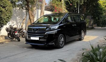 Toyota Vellfire VIP Executive Lounge full