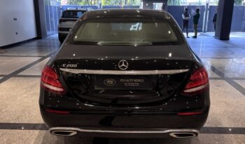 Mercedes E200k Avantgarde full