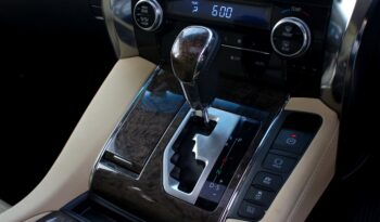 Toyota Vellfire Executive Lounge full