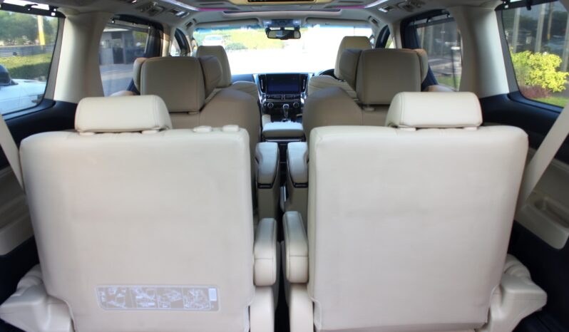Toyota Vellfire Executive Lounge full