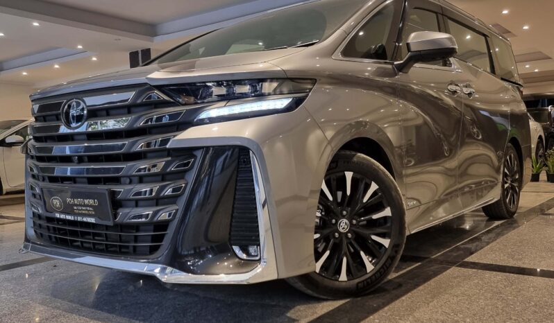 Toyota Vellfire Executive Lounge full