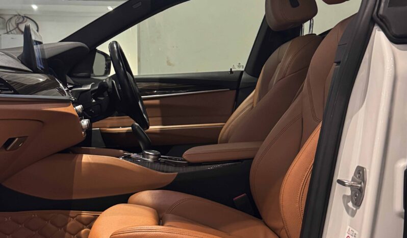 Bmw 630i M-Sport full